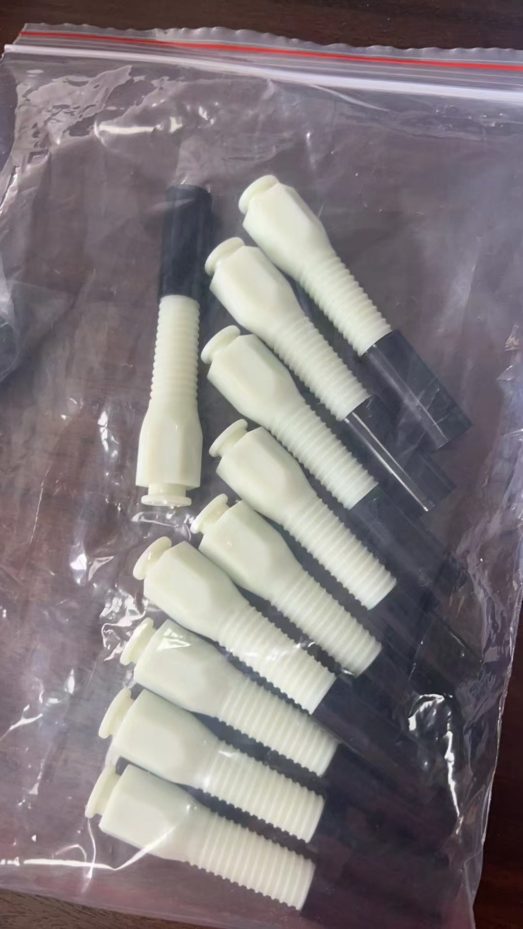 20 pcs/bag Hammer-In 5/8” Button Head Plastic Adoration Injection Packer Mechanical Packer Port – EZ Flow Model