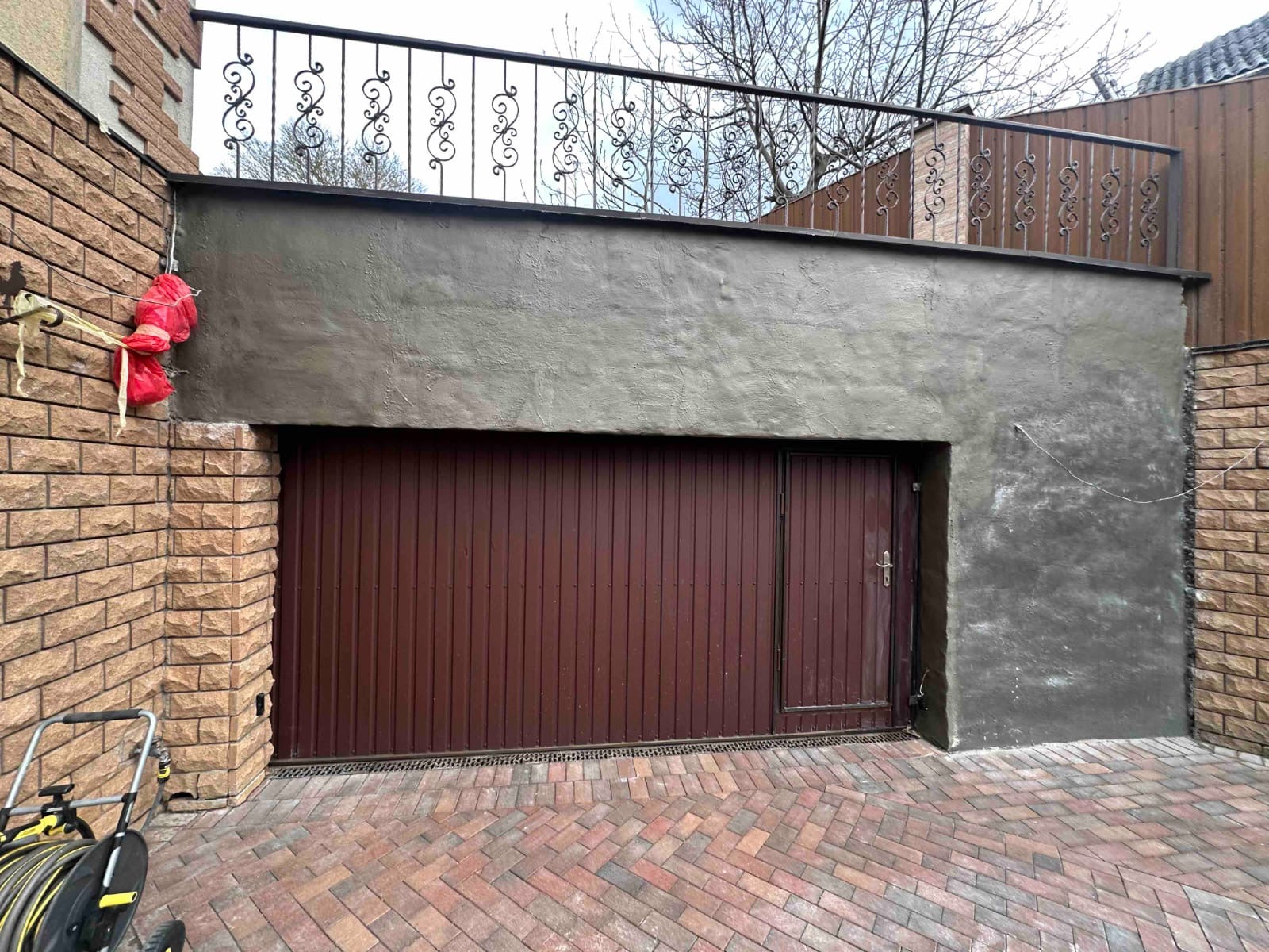 After: beautifully repaired and waterproofed garage wall using S-10 injection packers